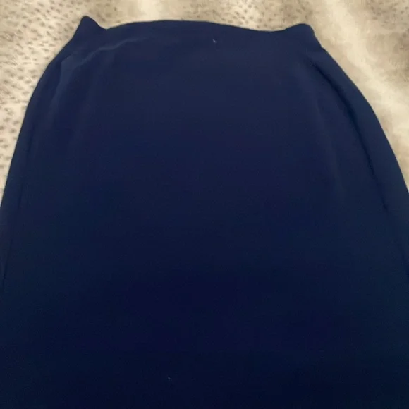 Knit Midi Pencil Skirt - Picture 4 of 4